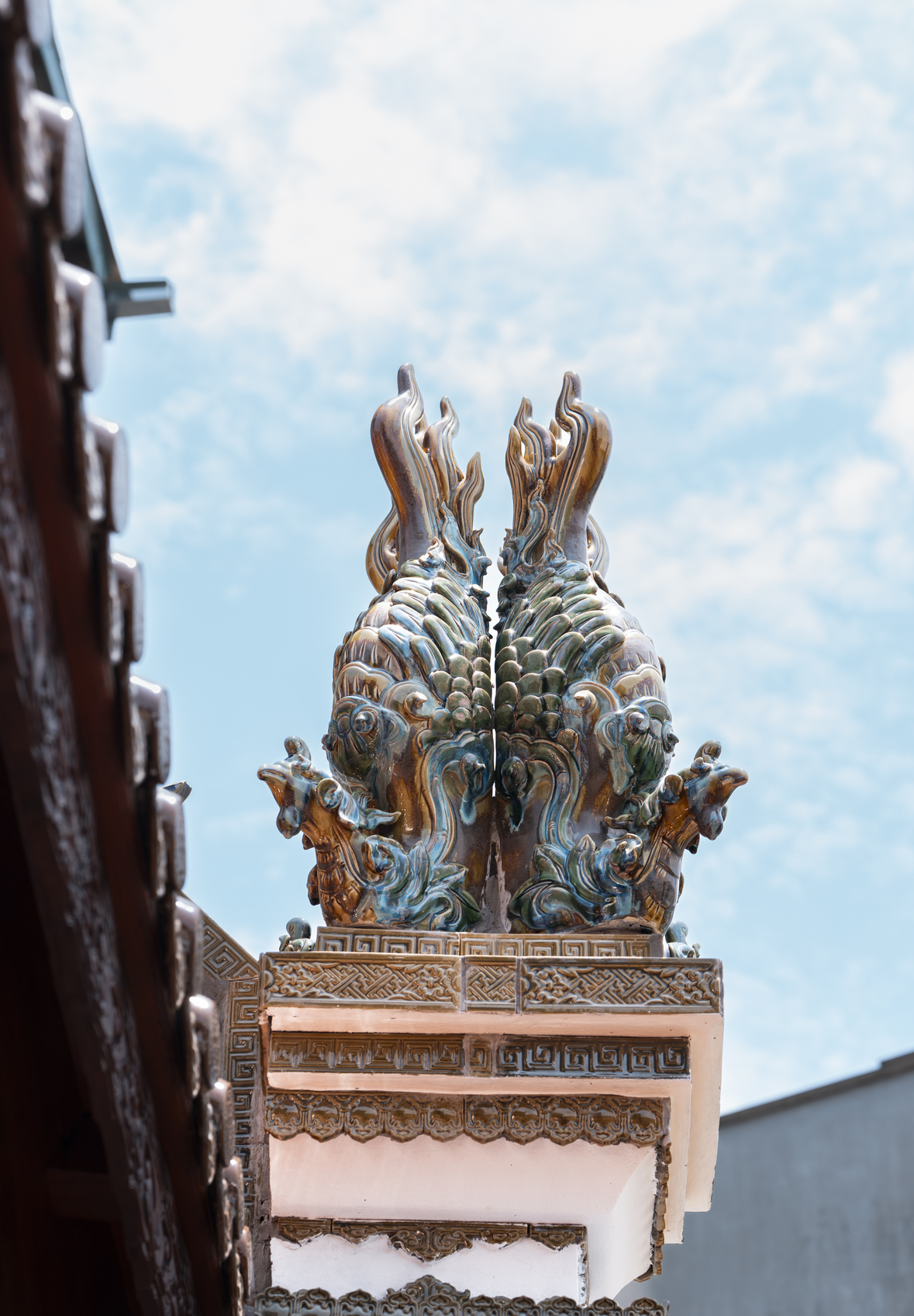 Phù
                  điêu đuôi mái cổ điển